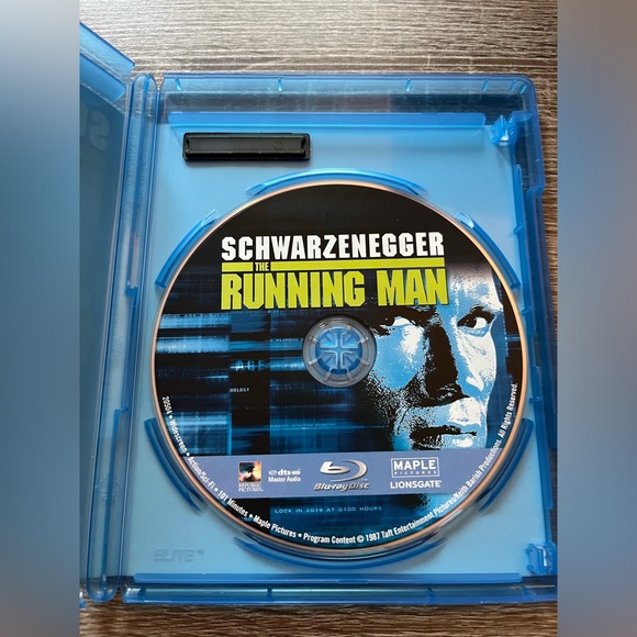 📀 3/$15 or 4/$20 📀 Running Man Bluray - Picture 2 of 3